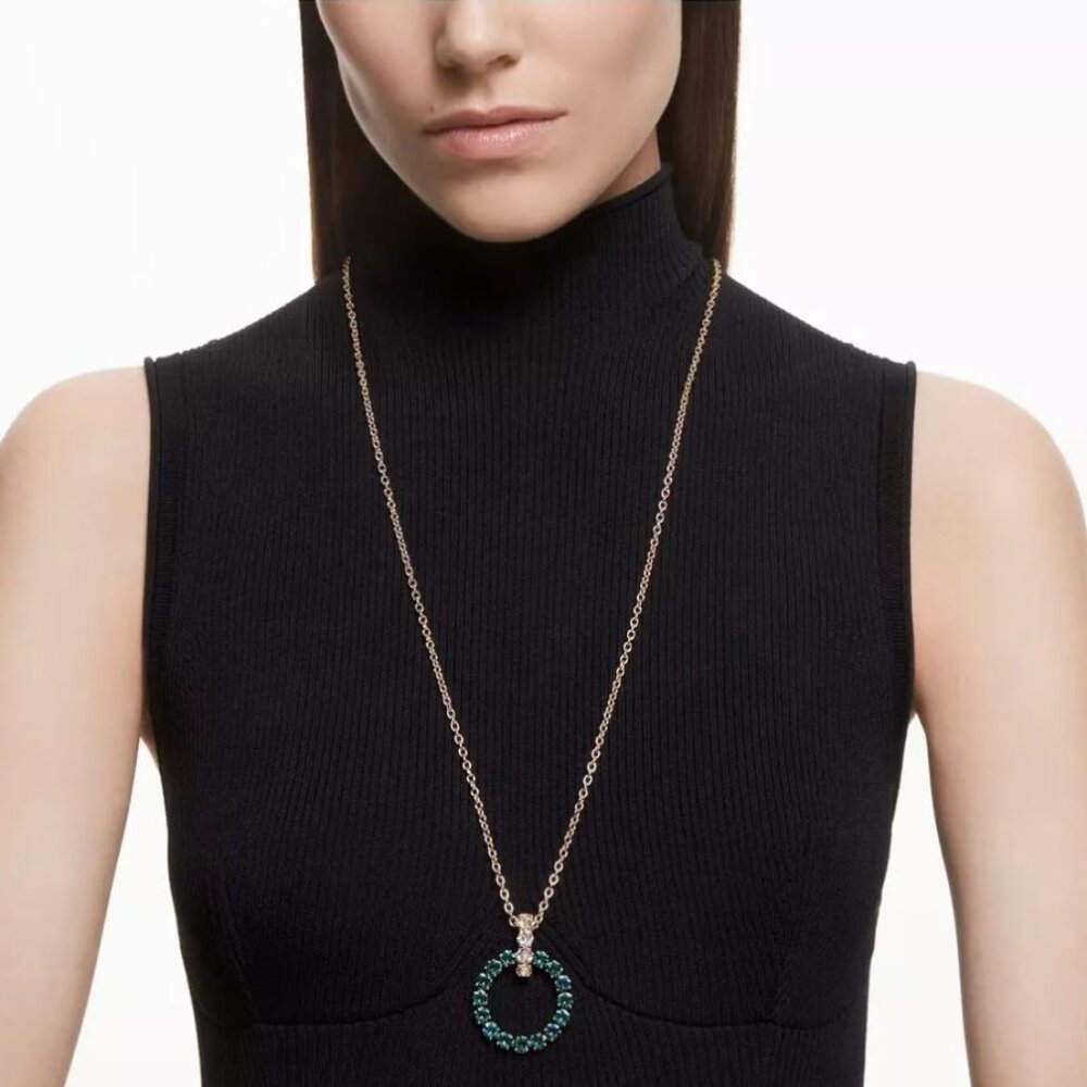 AUTHENTIC Swarovski Necklace